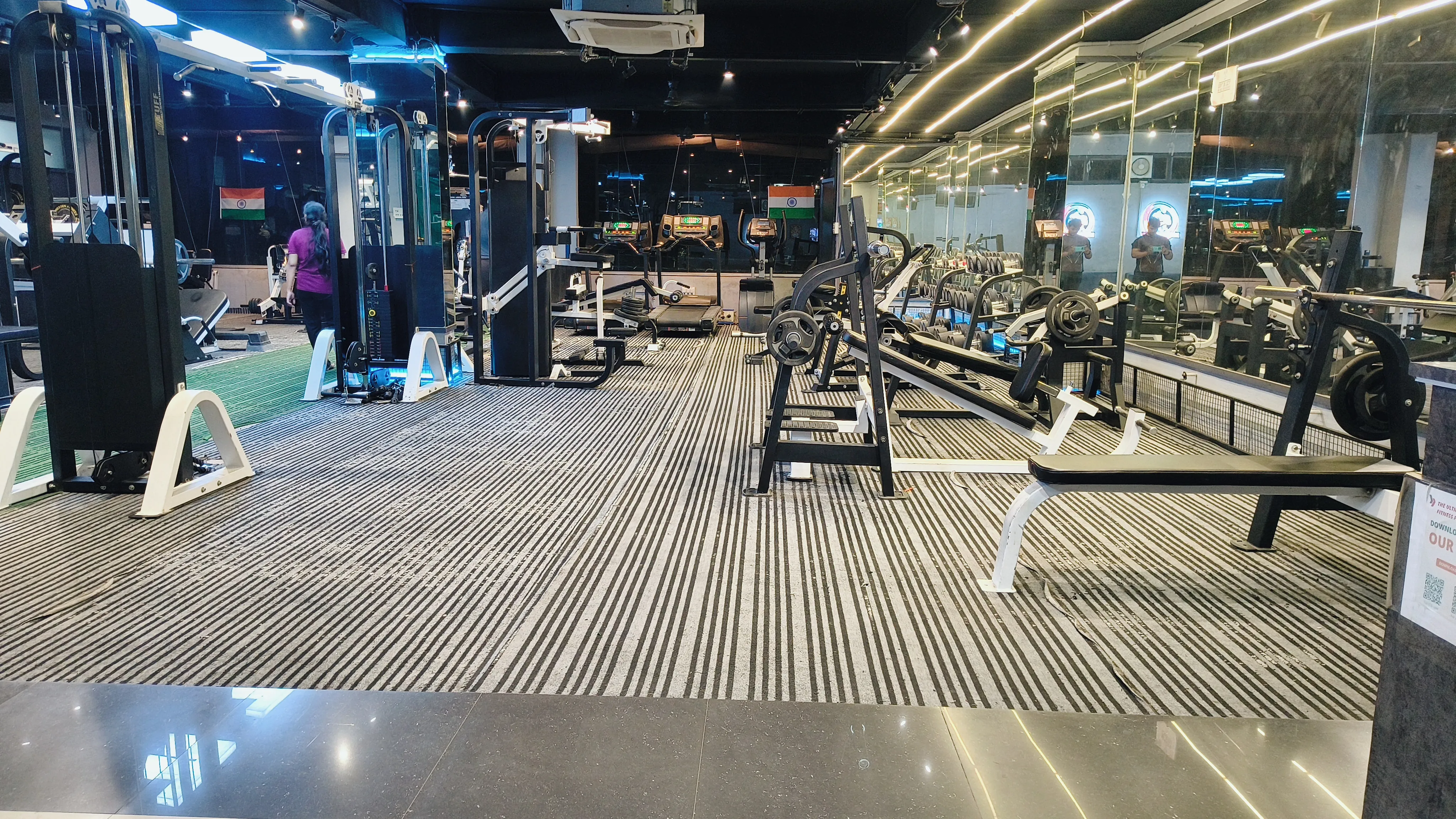 Ultimate Fitness Factory changing rooms