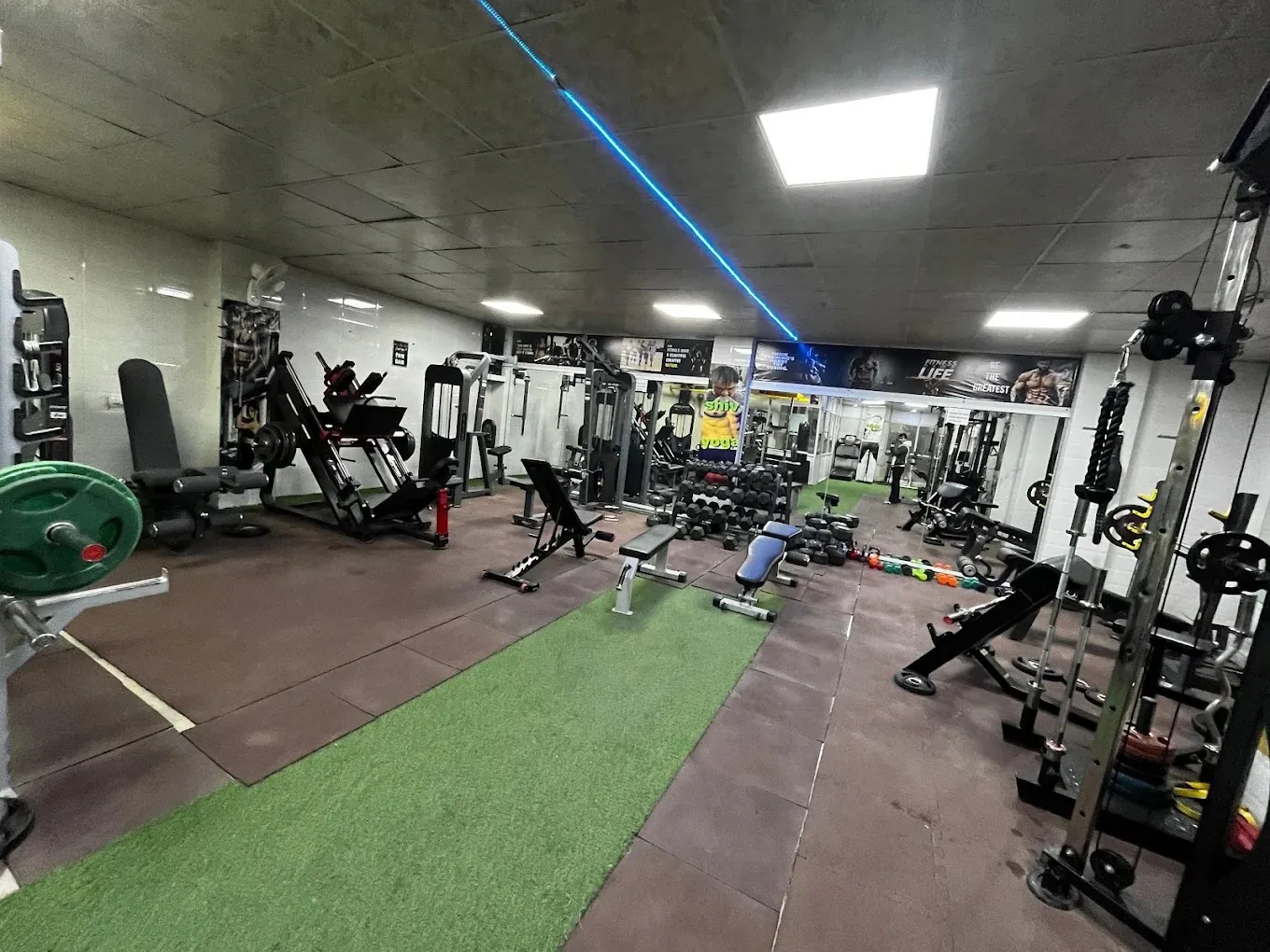 Parma Fitness by Parmod Kumar changing rooms