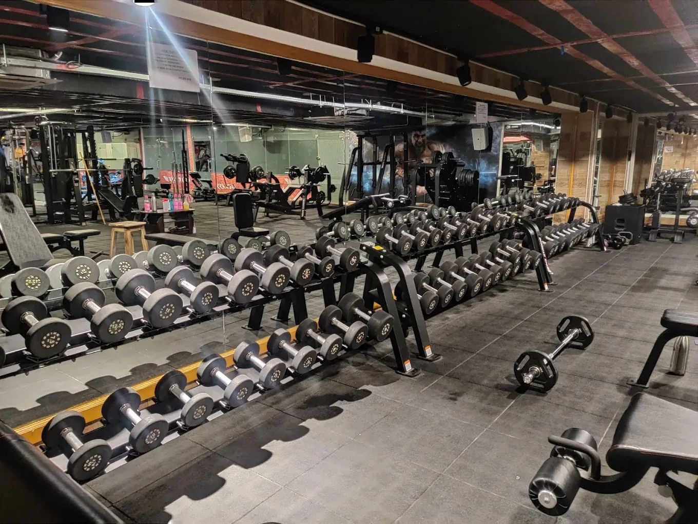 Fitlife Gym Guntur free weights