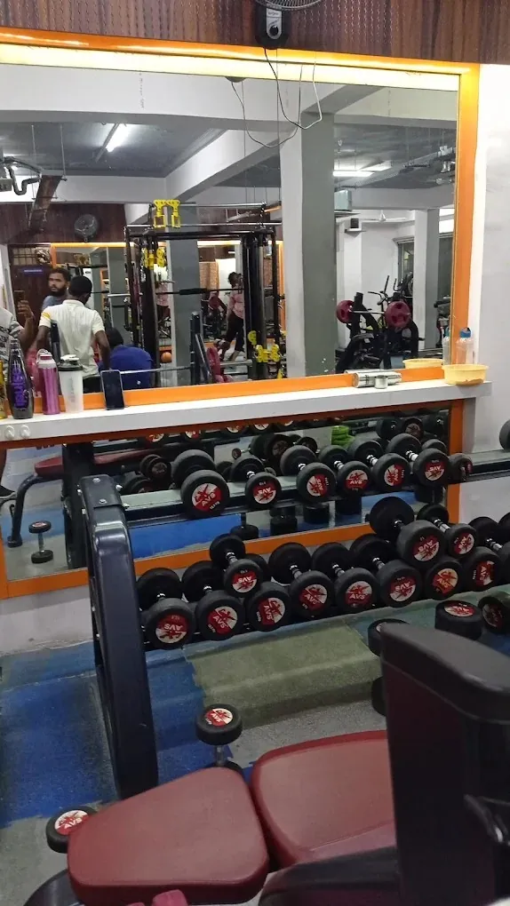 HEALTH QUEST GYM cardio deck