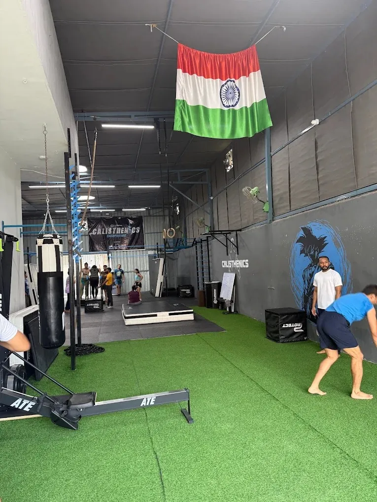 Calination Fitness Academy changing rooms