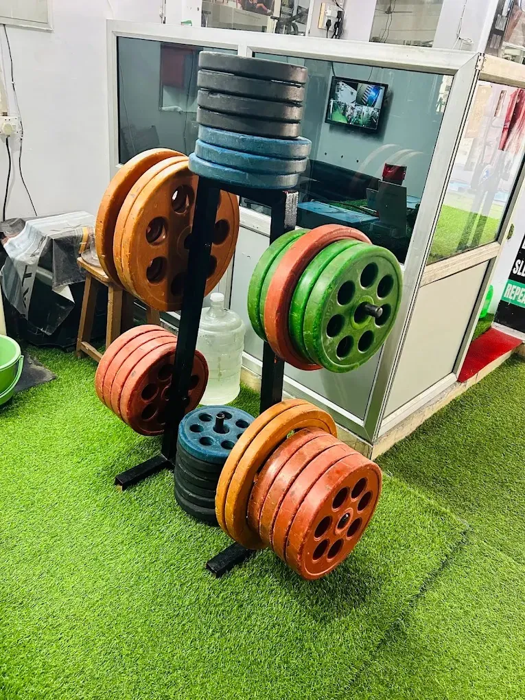 VEAGLE UNISEX GYM BY VICKY training zone