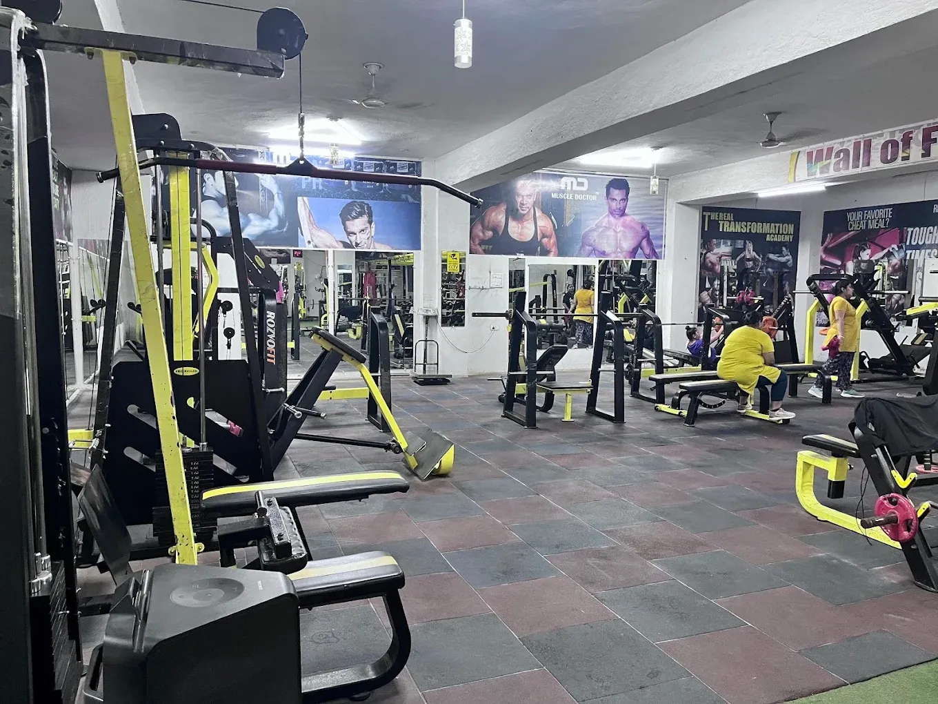 Hercules Gym and Aerobics changing rooms