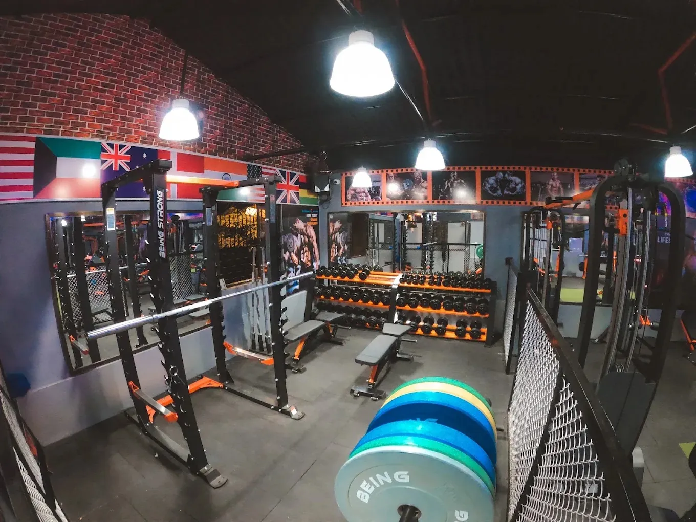 Bodytrack Gym Govandi East free weights