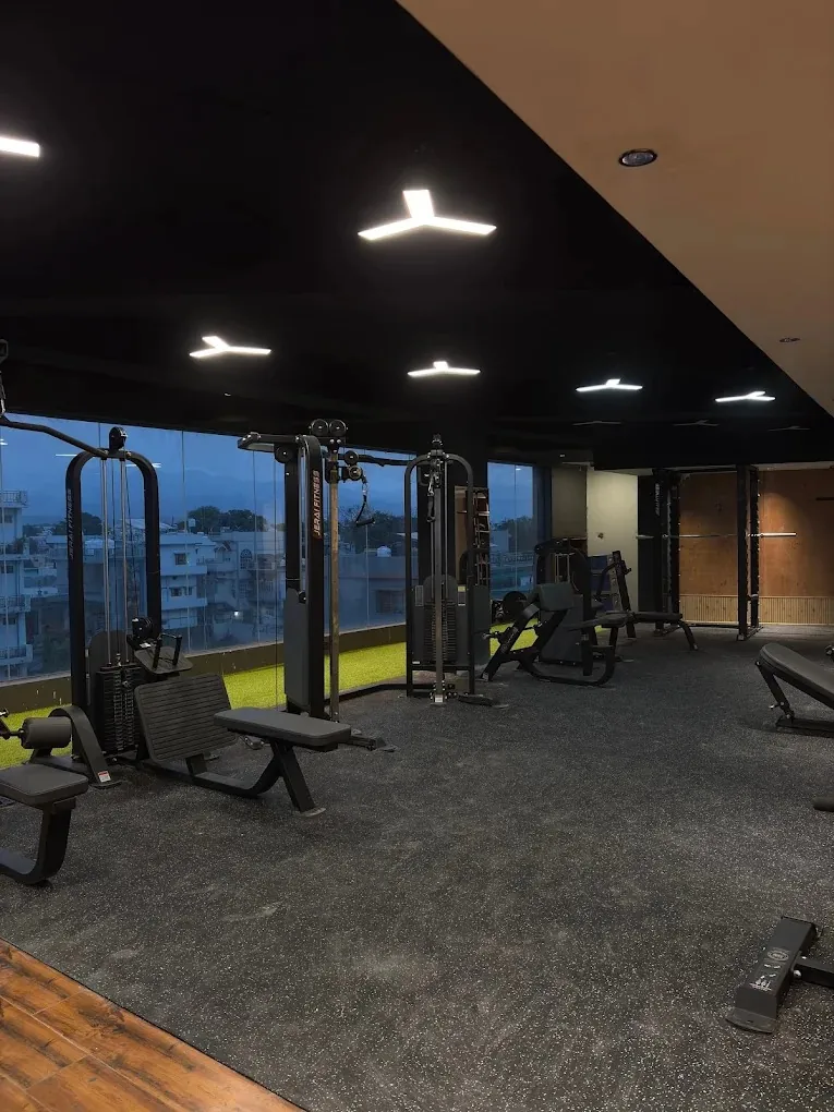 Phoenix Premium Gym Best Gym In Dehradun ICE BATH LUXURY AMENITIES photo 7