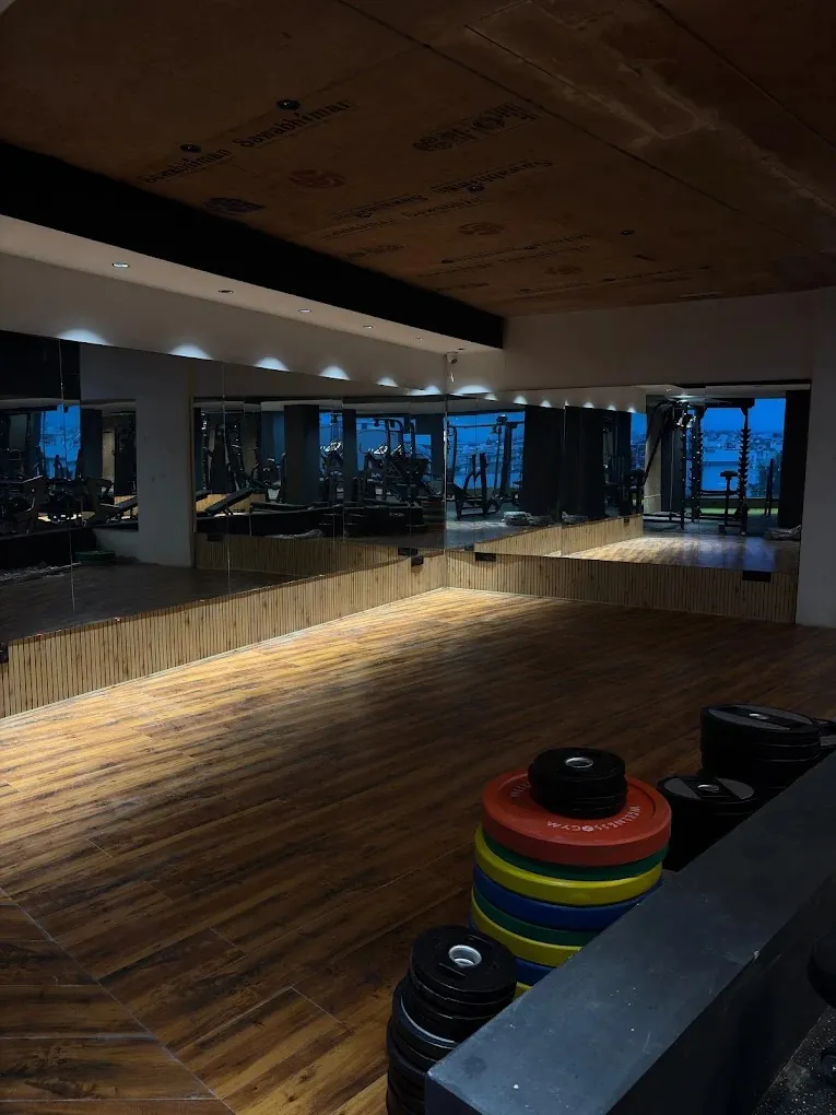 Phoenix Premium Gym Best Gym In Dehradun ICE BATH LUXURY AMENITIES photo 6