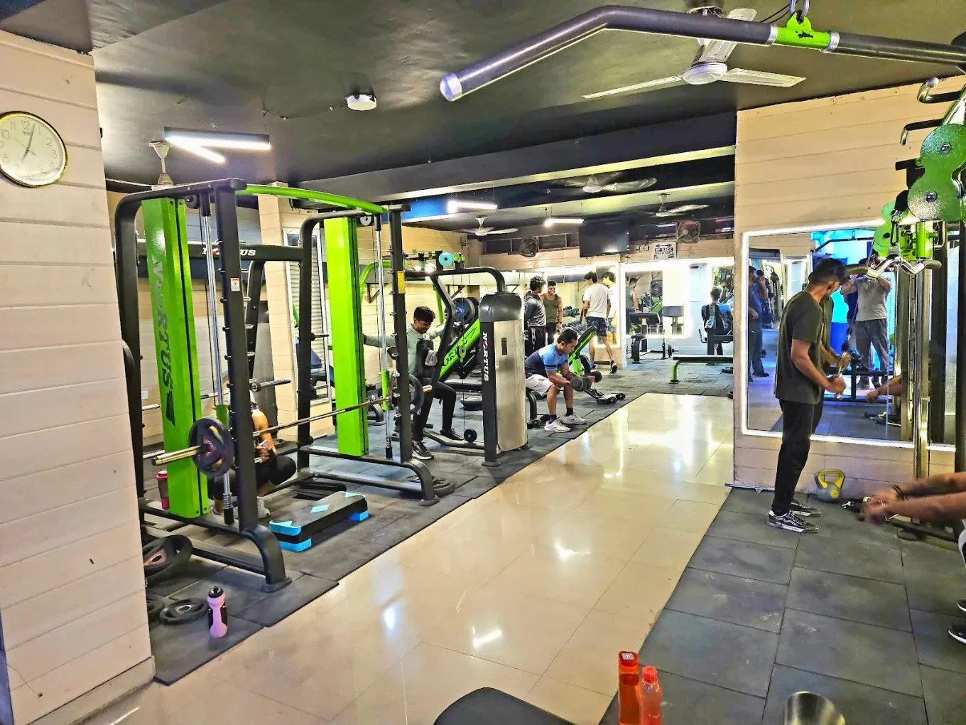 Hulk Fitness Club free weights