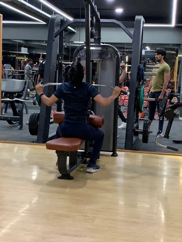 Lifeline Fitness Gym Ahmedabad photo 7