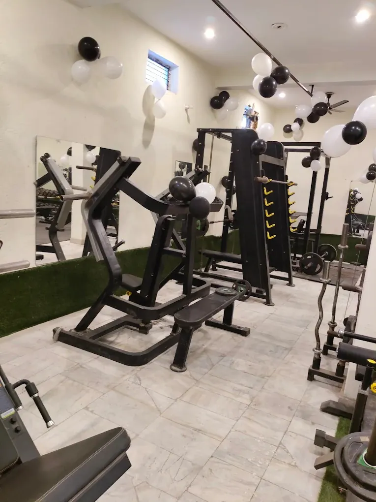 EQUINOX GYM photo 8