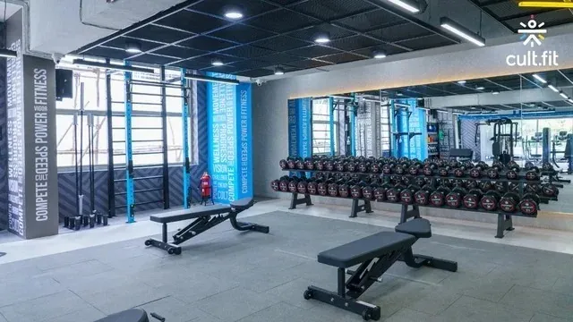Cult Gym Paschim Vihar Rohtak Rd training zone