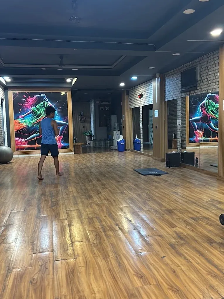 19FITNESS Alaknanda photo 11